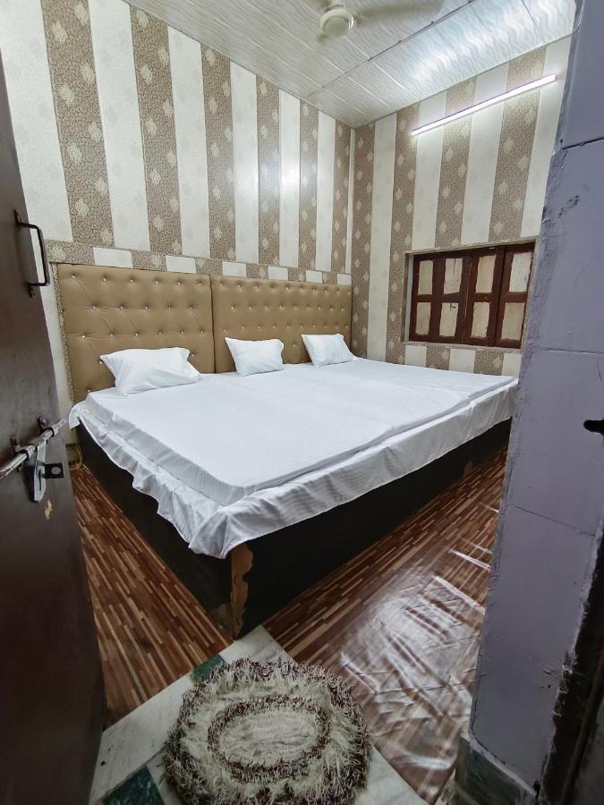 Hotel India Inn Walking Distance From Taj Mahal-- Rooftop Taj Mahal View Agra  Bagian luar foto
