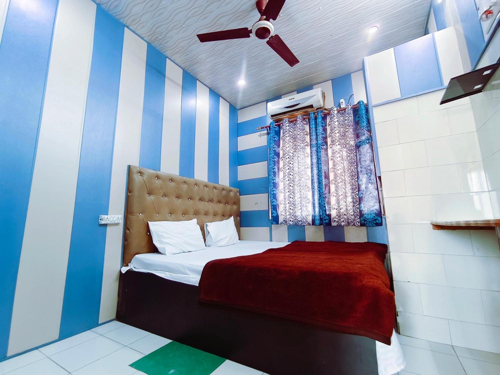 Hotel India Inn Walking Distance From Taj Mahal-- Rooftop Taj Mahal View Agra  Bagian luar foto